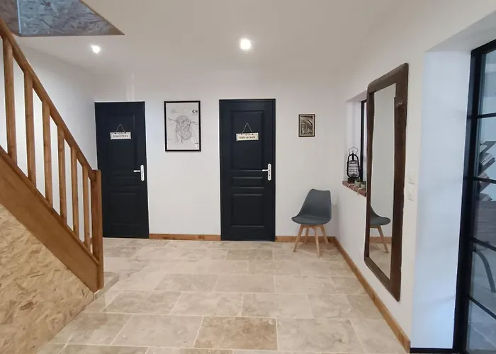 Les Murmures Desbordes 아파트